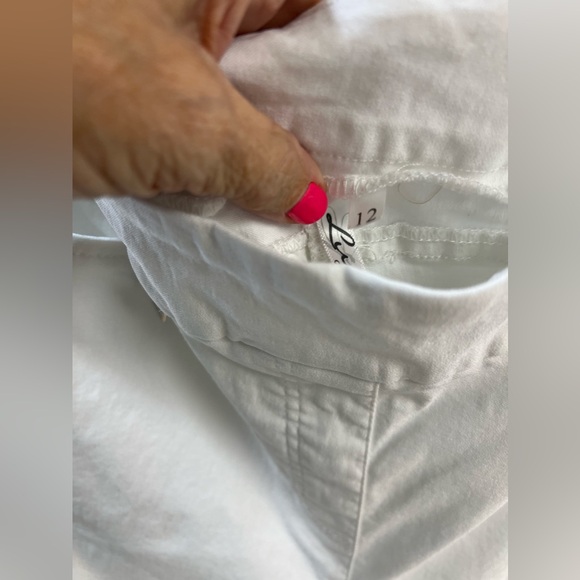 Lulu-B Scalloped Capri Pull on Pants - white size 12 - Picture 4 of 5